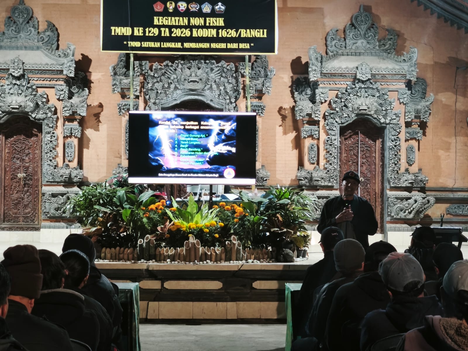 Peningkatan Kesadaran Mitigasi Bencana melalui TMMD Ke-129 di Desa Sekardadi