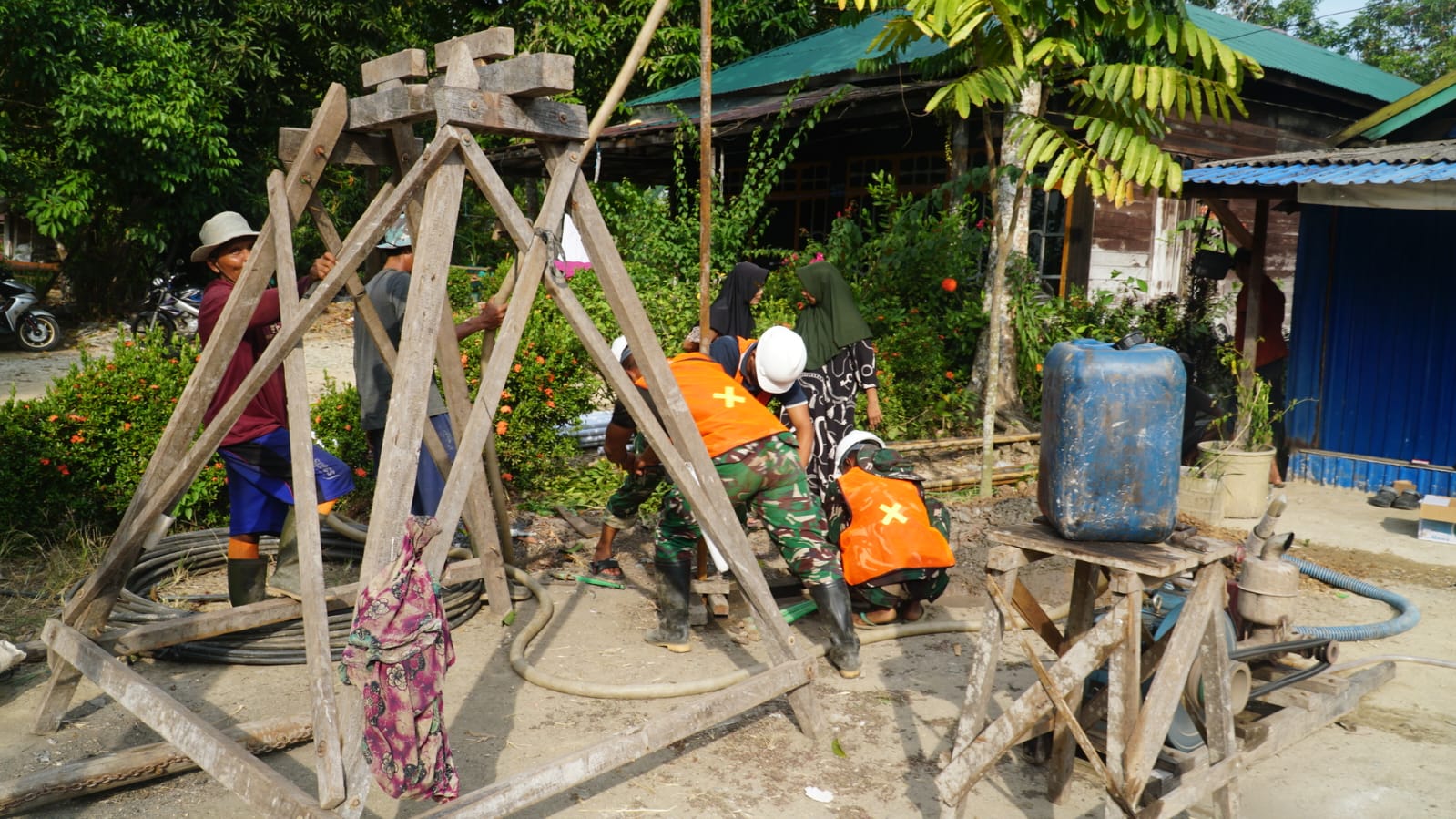 Pembangunan Tahap Pertama RTLH Ibu Rini Dimulai, Satgas TMMD Pasang Struktur Pondasi