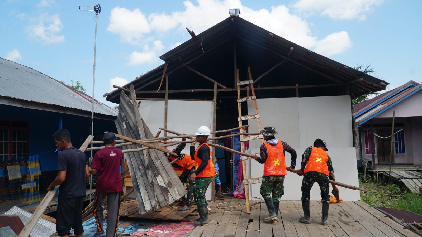 Pembangunan Jalan TMMD Ke-129 Perkuat Akses Pertanian di Desa Bandaraya