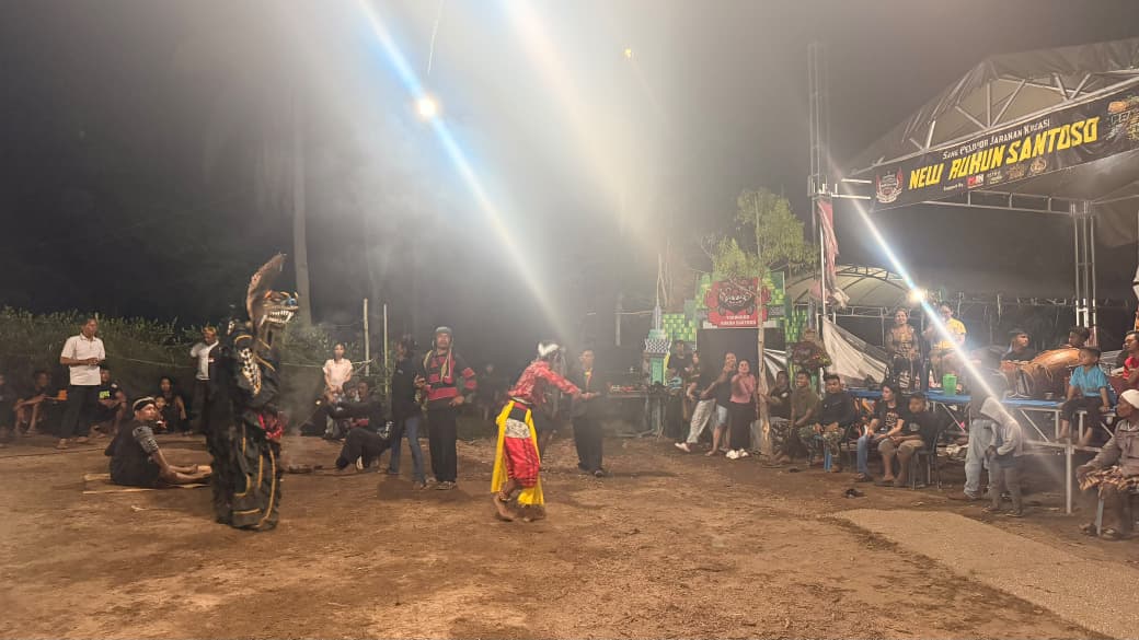 Dukung Pelestarian Budaya, Satgas TMMD Ke-129 Meriahkan Acara Jaranan di Desa Bandaraya