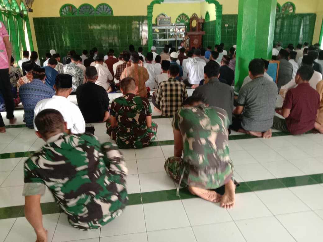 Satuan Tugas TMMD 0412/LU Gelar Ibadah Bersama Warga