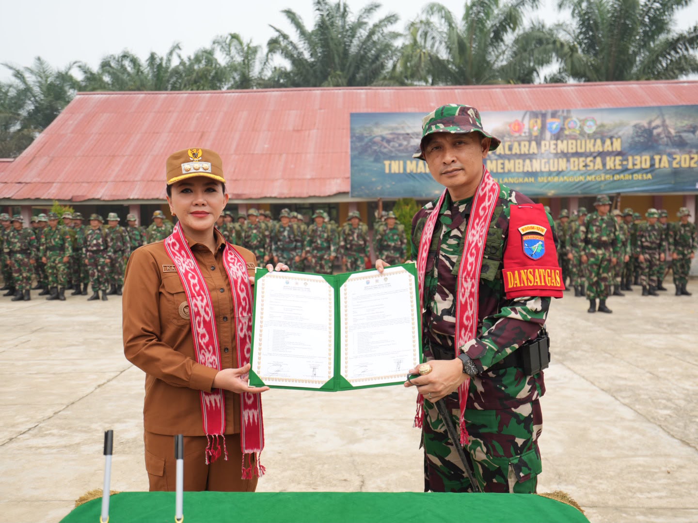 TMMD 130 di Landak Dimulai, Misi Pembangunan Desa Amboyo Selatan Selama 30 Hari