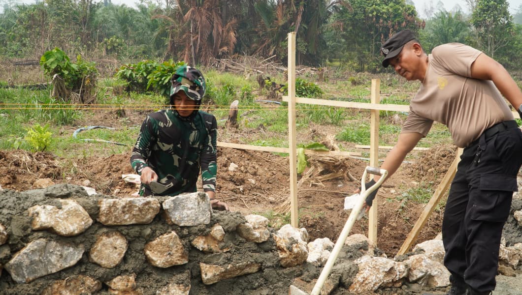 Sinergitas Masyarakat, TNI, dan Polri Wujudkan Pembangunan Berkelanjutan di Luwu Timur