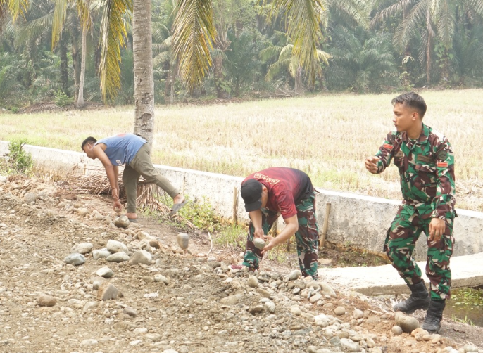 Proyek Jalan TMMD Ke-130: Harapan Baru untuk Masyarakat Perbatasan Bengkulu